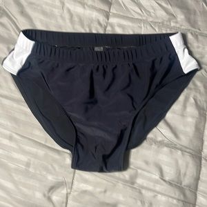 Brand New Shein Black & White Speedo Style Swimsuit! Size XL